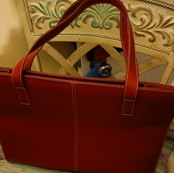 Wilson's VINTAGE Red Leather Large Bag.👜NEW Size L.16"×H.12",Nice Gift!🎁 - Picture 2 of 16